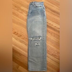 Re/done distressed jeans